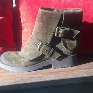 Nine West Anywho boots size 7.5